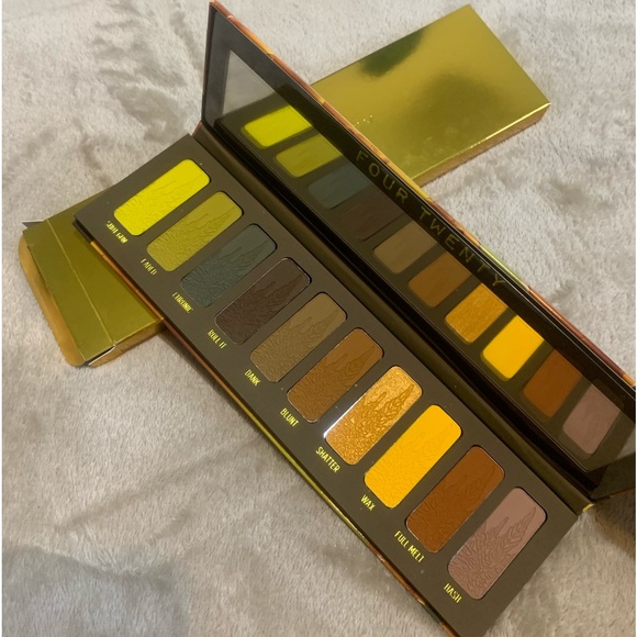 Melt Cosmetics Eyeshadow Palette in Four Twenty 420 BNIB - Picture 16 of 16